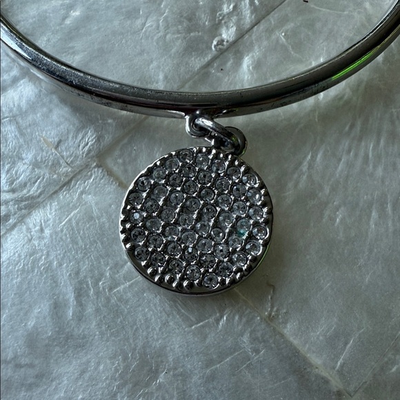 Kate Spade ‘In a Twinkling’ Elegant Silver Hinged Locking Bracelet Sparkle Charm - Picture 2 of 5